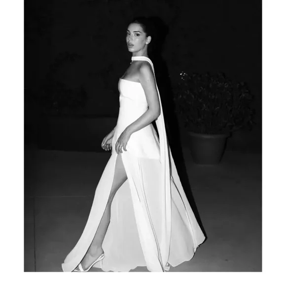 Elegant White Evening Dress - Picture 3 of 10